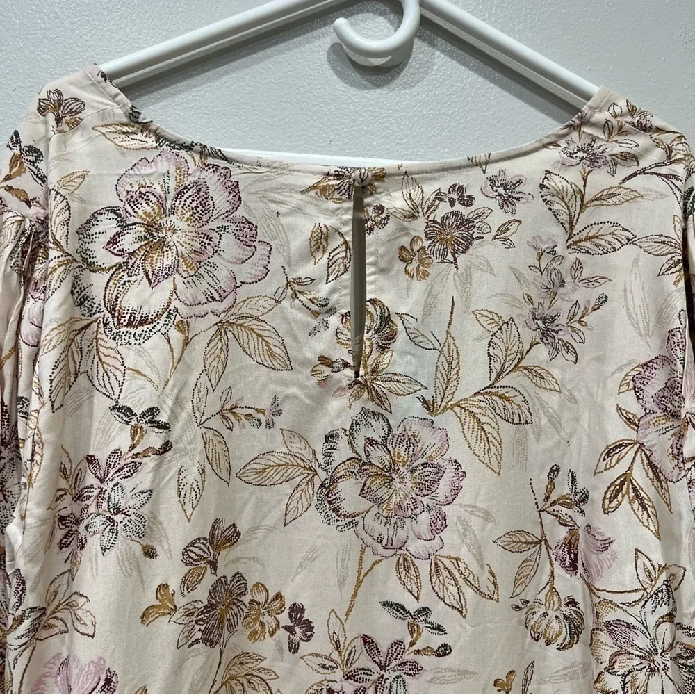 Maurices Floral Top Women’s Size 2X NEW
